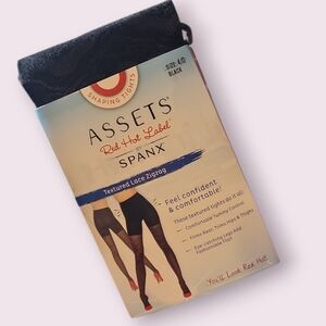 SPANX Black Textured Lace Zigzag Tights Size 4/D.